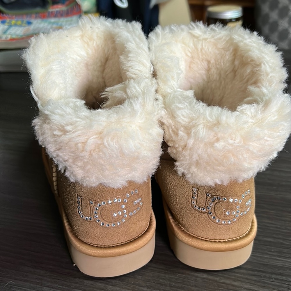 UGGS shorties